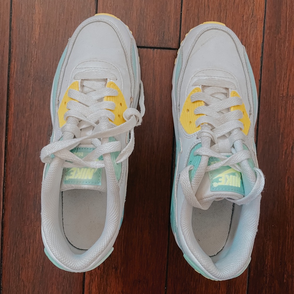 Womens Nike Air Max Shoes Green & Blue - Picture 2 of 6